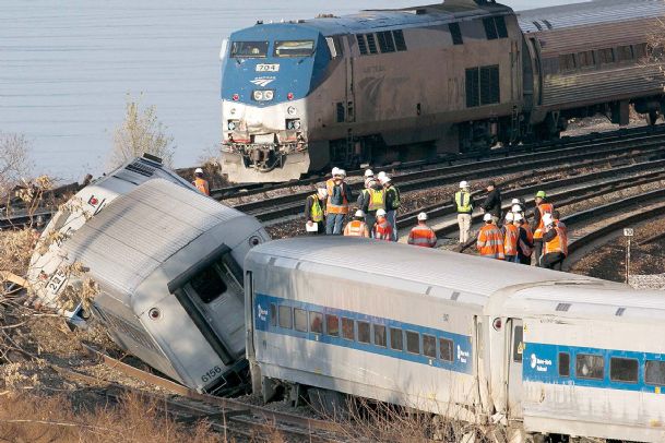 Probe seeks cause of NYC train crash that killed 4