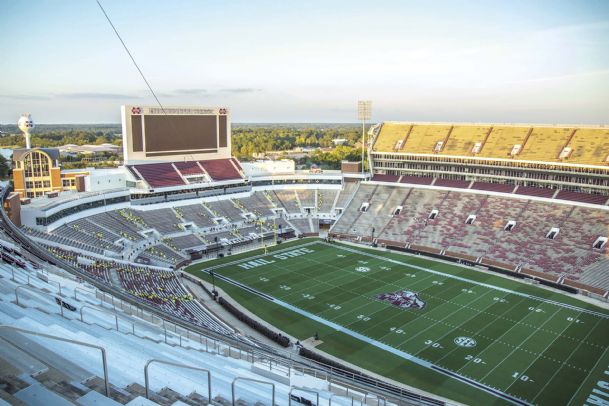 Scott Field at MSU wins national turf award