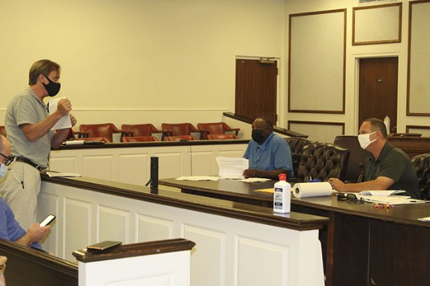 Oktibbeha board considering hazard pay for election workers