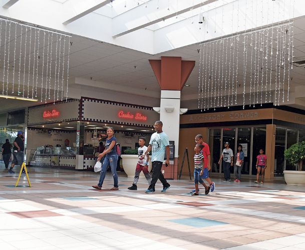 Leigh Mall in decline: LINK, city push for better strategy as 44-year-old retail staple continues to lose stores