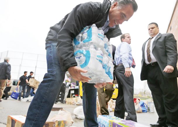 Romney faces criticism on aid in storm’s aftermath