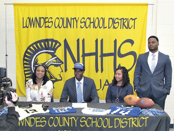 New Hope’s Tate Jr. signs with Memphis