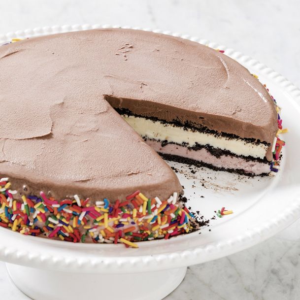 Bring two beloved desserts into one with an ice cream cake