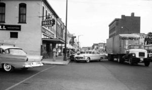 Carl Brown photographs at Columbus library capture Lowndes history