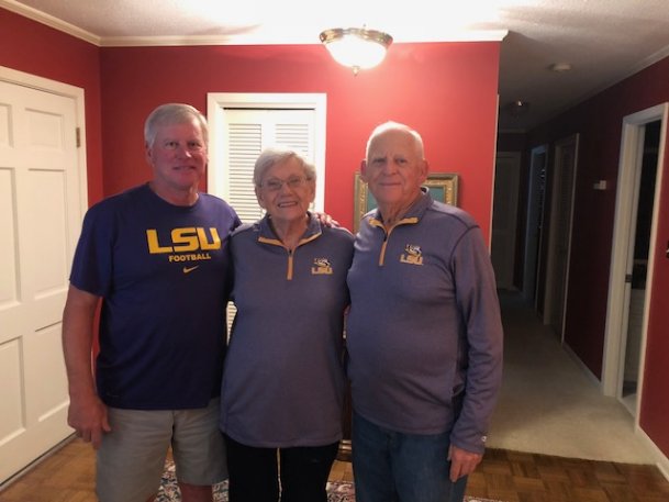 ‘I still have my cowbell’: LSU’s Joe Burrow returns to the state his family calls home