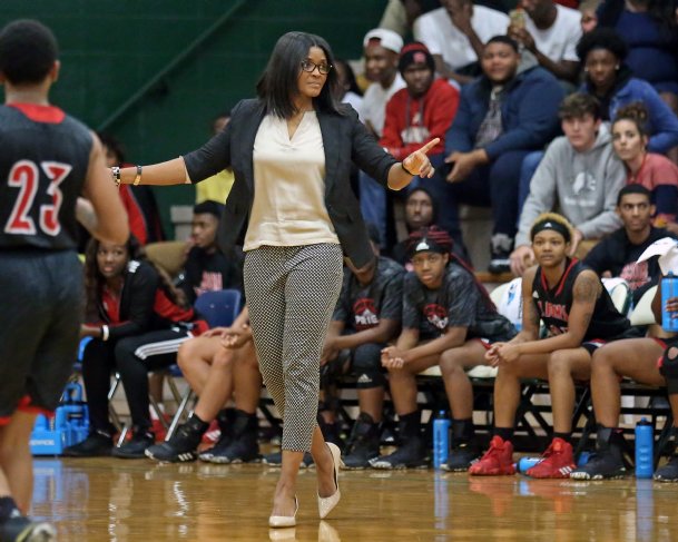 EMCC basketball coaches navigating ‘holding pattern’ in recruiting due to virus