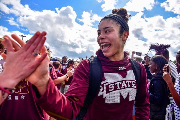 Weary Bulldogs return home after tumultuous NCAA tourney