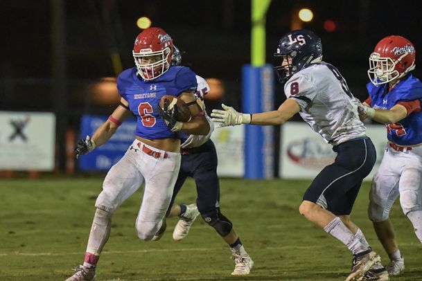 No. 1 Heritage Academy cruises to 39-7 victory over Lamar