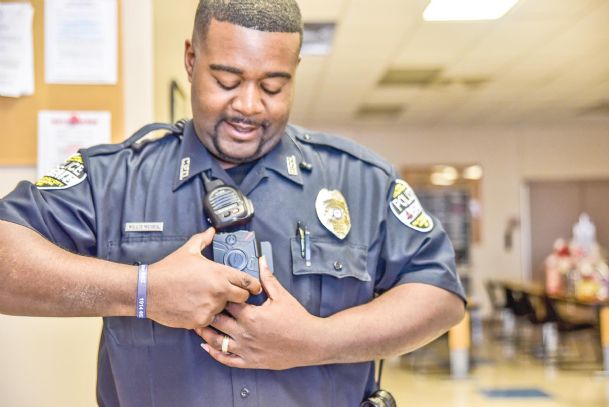 Columbus police deploy body cameras