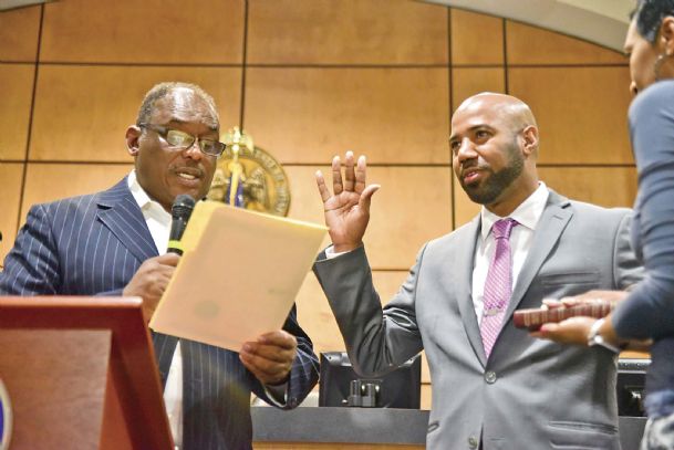 Photo: Jones sworn in