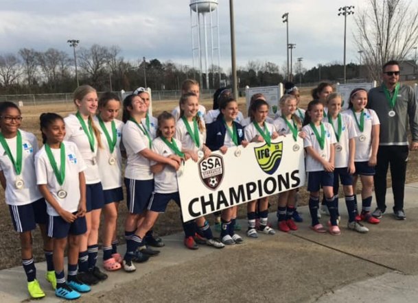 Columbus United U13 girls team wins championship at SSA Holiday Classic