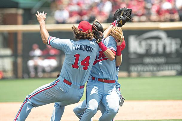 Arkansas offense overpowers Ole Miss in Game 1 of Super Regionals