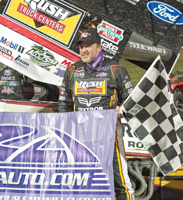 Stewart earns first win at Magnolia