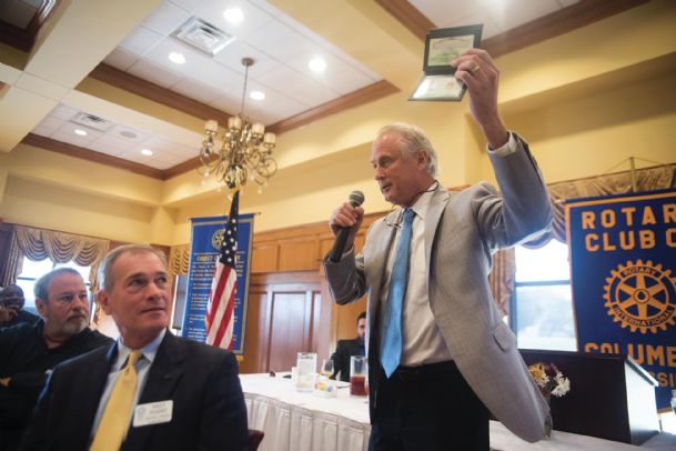 Former IRS agent talks financial crimes at Columbus Rotary