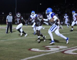 Despite mistakes, Noxubee County survives Houston in district road game