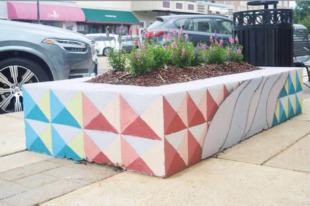 Public art project gives Starkville Main Street new look