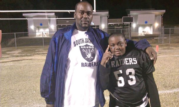 Memory of parents motivates Starkville High OL Ferguson