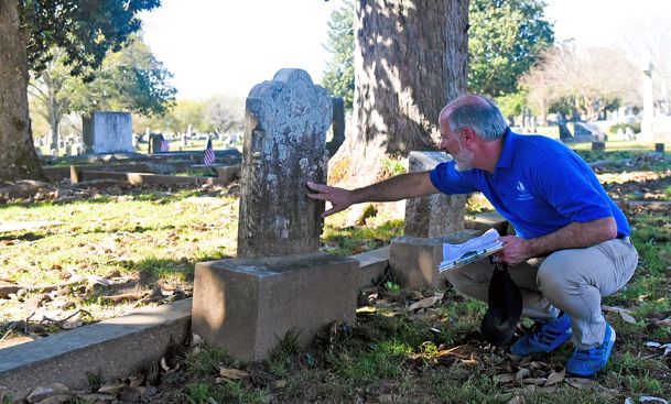 A rite of spring: Tales from the Crypt part of long history of Columbus Pilgrimage