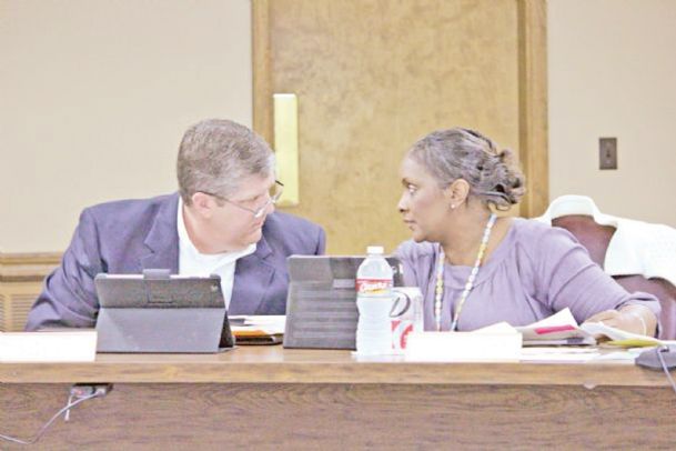 In the eye of the storm: FOIA shows Ward 2 Alderman Wynn set board action with private email