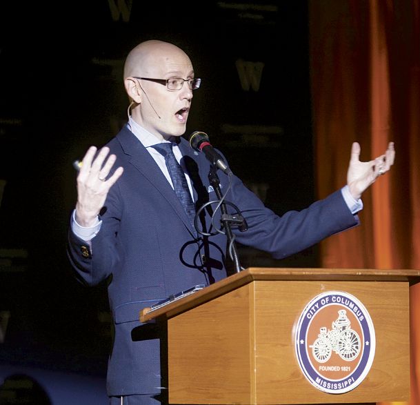 ‘How ordinary people change the world’: New York Times bestselling author reflects on his career, legacy at annual Welty Gala