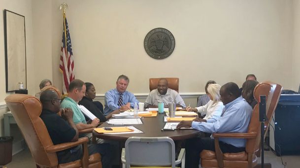 Oktibbeha supes vote to finish road projects throughout county