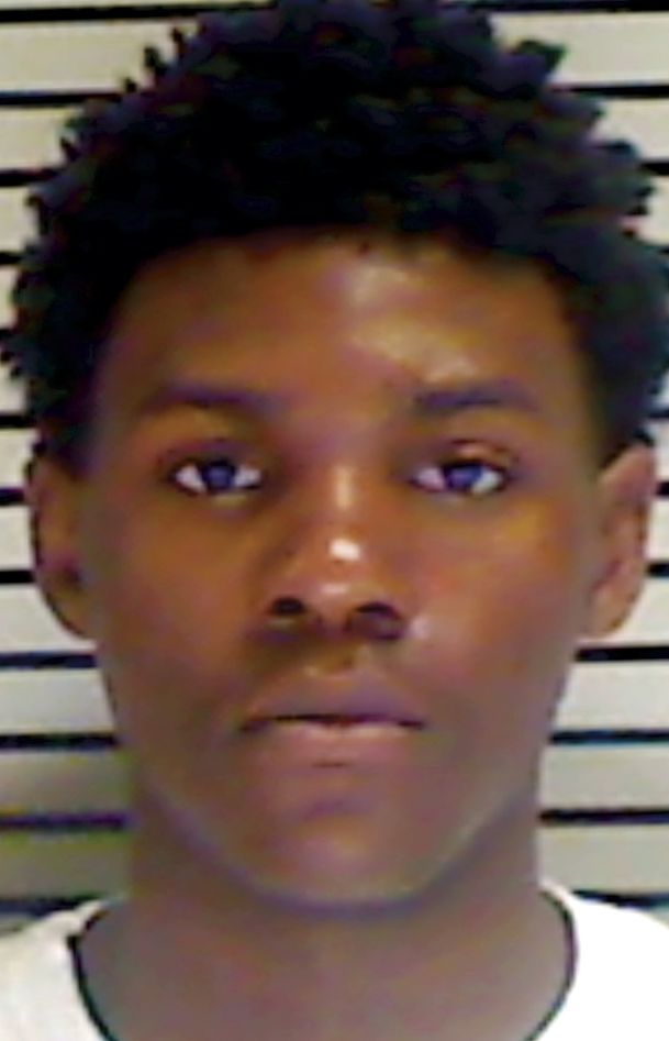 Man arrested for apartment burglary