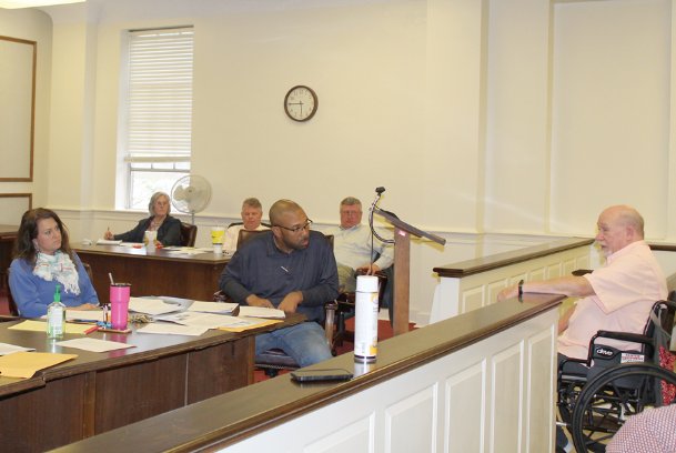 Engineers squabble over whether to rebuild Oktibbeha Lake dam