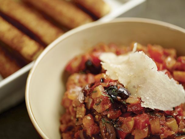 This eggplant gets sweet, sour thanks to vinegar, tomatoes