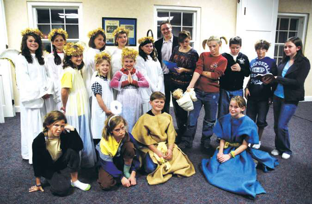 Y thespians prep for ‘The Best Christmas Pageant Ever’