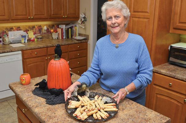 A Columbus cook has a way with finger foods at Halloween