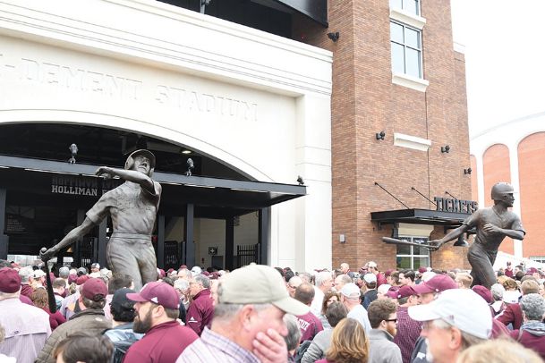 The Sporting Statues Project: Will Clark: Dudy Noble Field