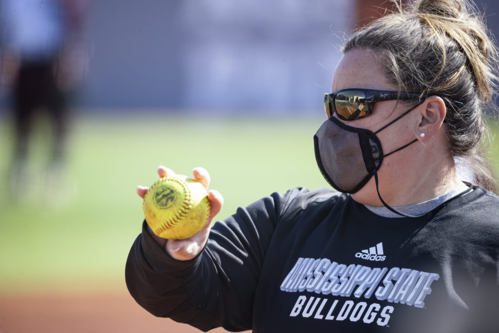 Bats wake up for Mississippi State softball, but pitching falters in loss at No. 15 Arkansas