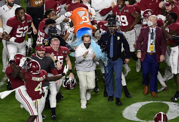 No. 1 Alabama wins national title 52-24 over No. 3 Ohio St