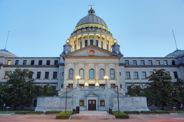 Work patterns altered at Mississippi Capitol during pandemic