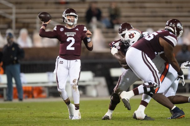 mississippi evaluated scrimmage starkville leach quarterback derosa