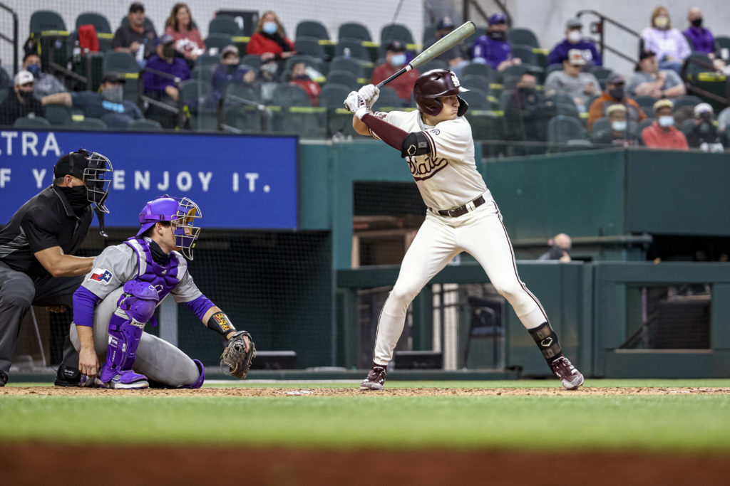 Notre Dame baseball climbs into NCAA Tournament field projections