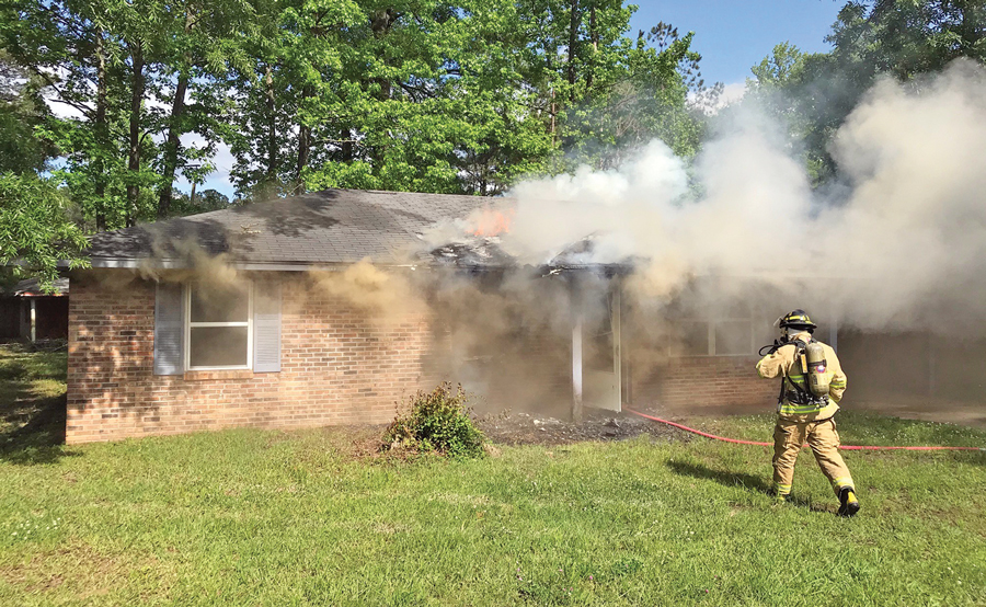 Fire causes ‘extensive damage’ to Chisolm Drive residence