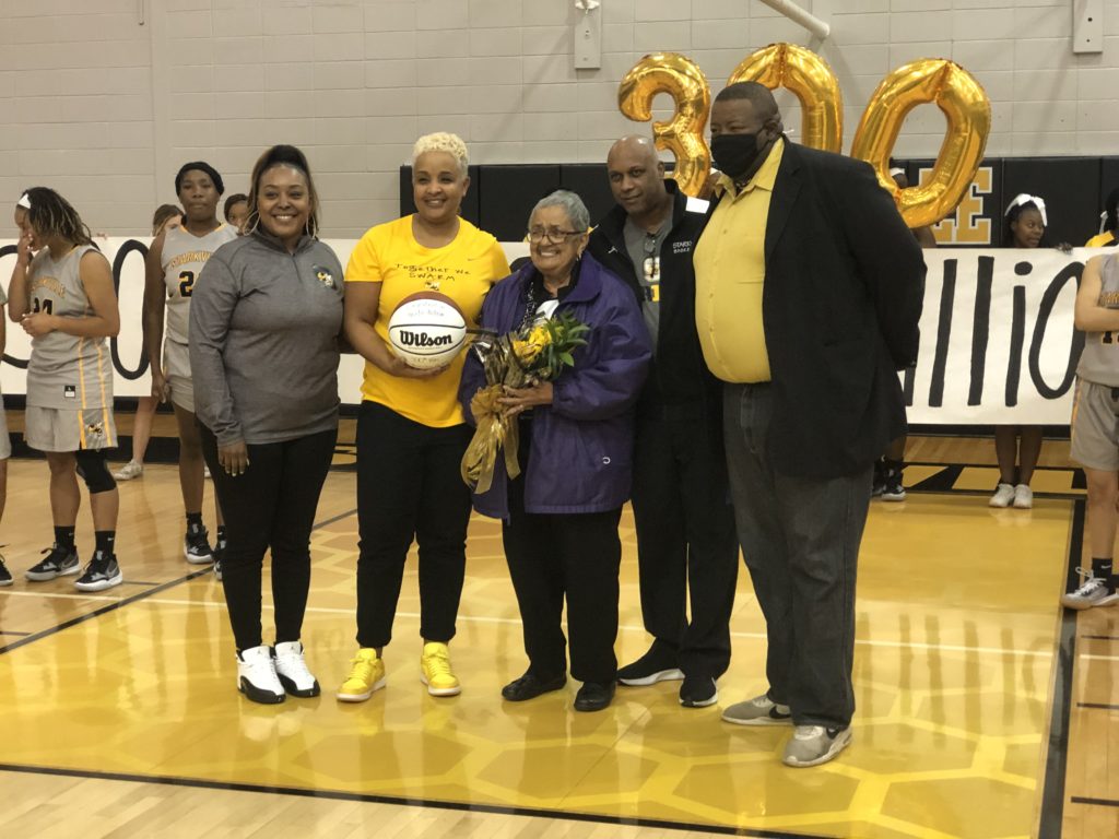 Starkville celebrates Williams’ 300th coaching victory