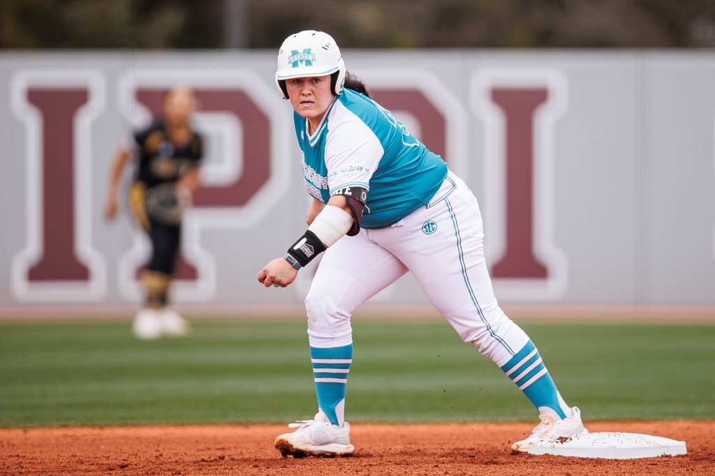 ‘a Great Accomplishment Mississippi States Mia Davidson Breaks Sec Softball Career Home Run