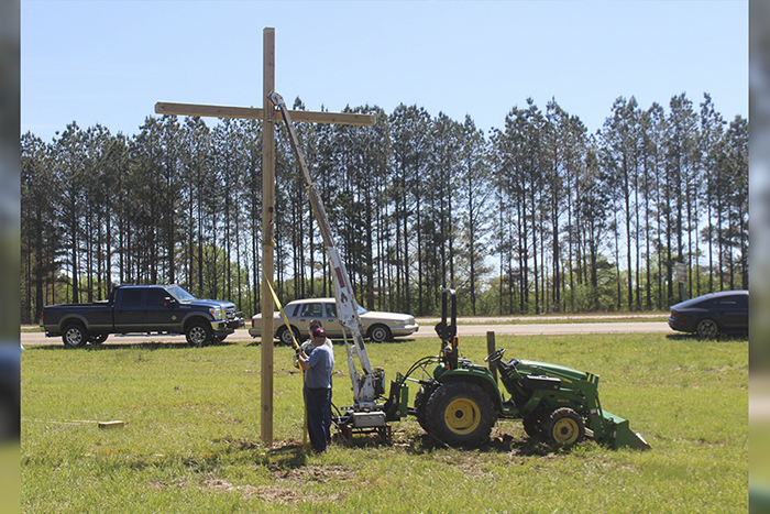 Starkville cross group holds site dedication