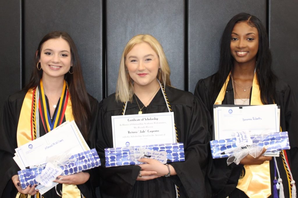 Junior Auxiliary of Columbus awards $45,000 in scholarships