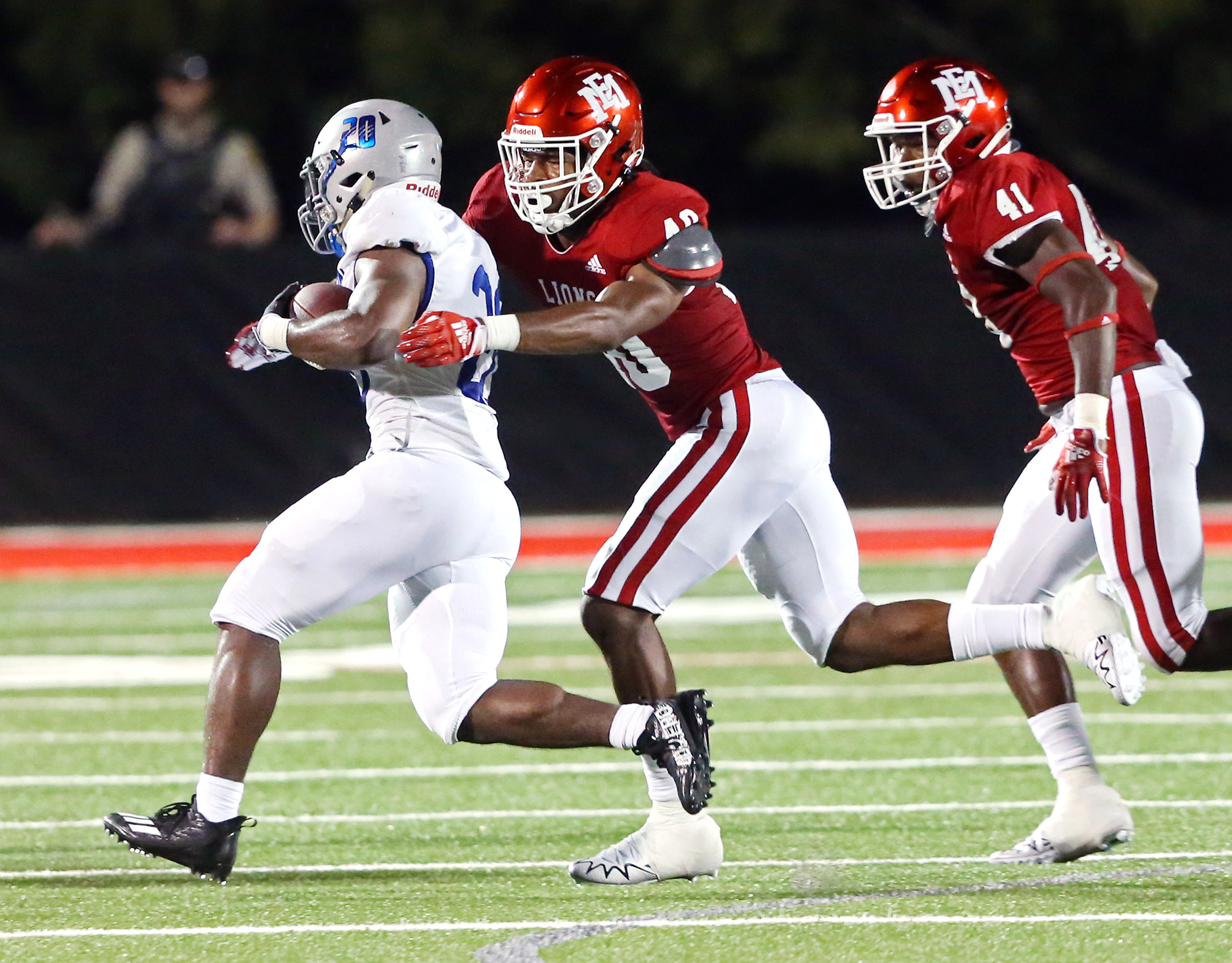 No. 5 EMCC football falls to No. 9 Jones in top10 clash The Dispatch