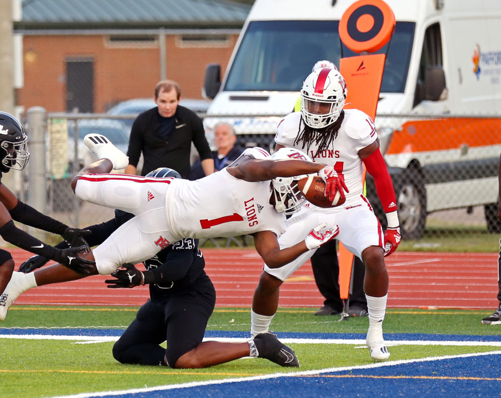 EMCC football surges in second half, defeats Itawamba on homecoming