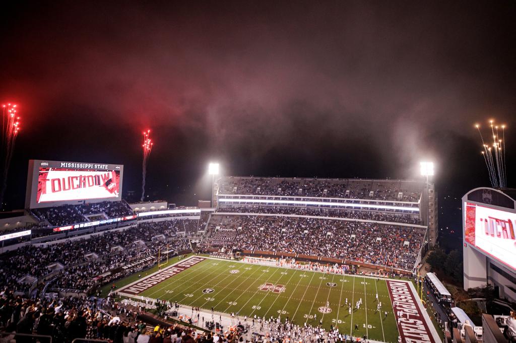 Newcomers Making Impact in Mississippi State Baseball Scrimmages - For Whom  the Cowbell Tolls