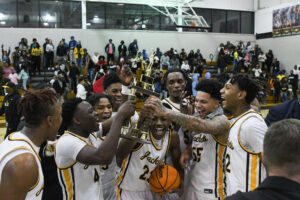 Photo: Starkville's Willie Gay Jr. celebrates Super Bowl victory - The  Dispatch