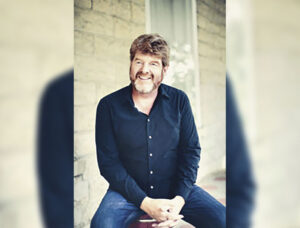 Mac McAnally comes to Columbus for sold out show