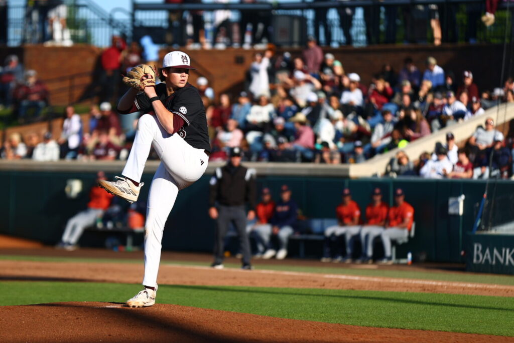 Baseball: Mississippi State comes back late to sweep doubleheader, series from Auburn