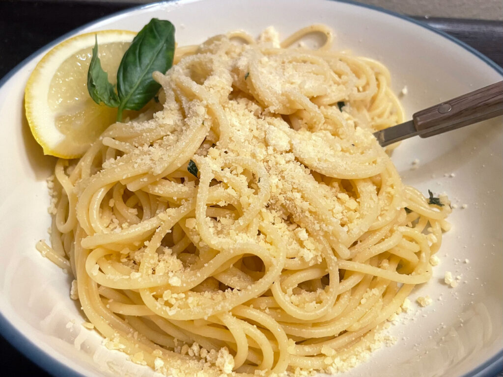 Lemon pasta to fix all your problems, or at least, dinner