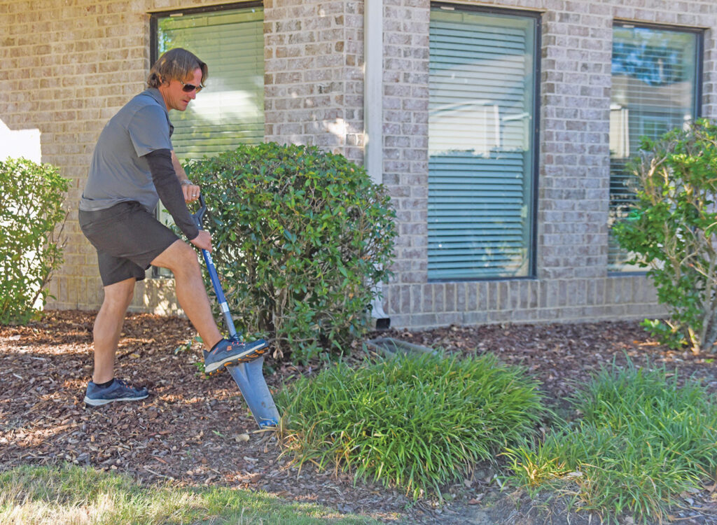 License to plant: Area landscaper wants unlicensed operators held in check; Lowndes supervisor wants ‘overreaching’ law changed