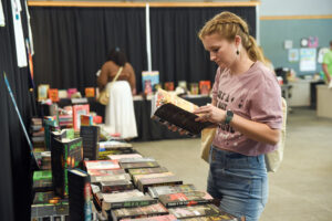 Inaugural book festival draws nearly 1,000 readers downtown 